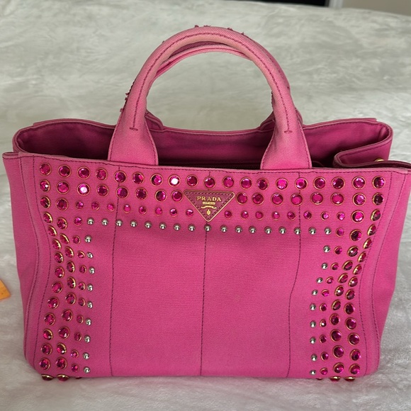 Prada Bundle - Picture 9 of 17